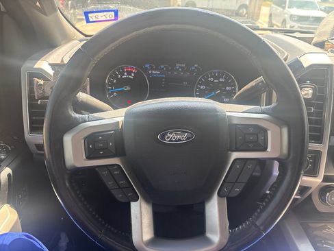 Used 2021 Ford F350 Lariat w/ Lariat Ultimate Package AWD/4WD image 10