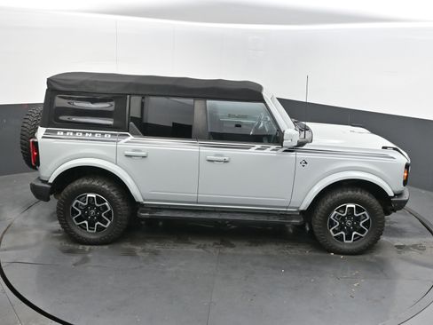 Used 2021 Ford Bronco Outer Banks image 38