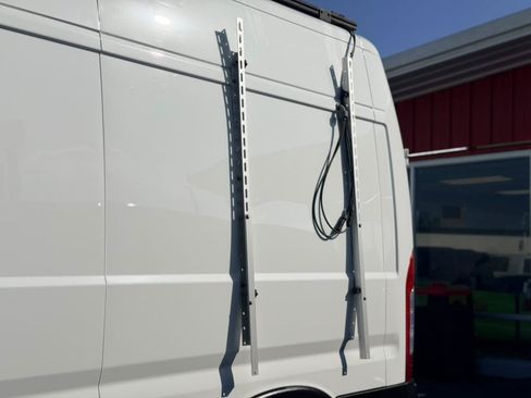 Used 2021 RAM ProMaster 2500 FWD image 16