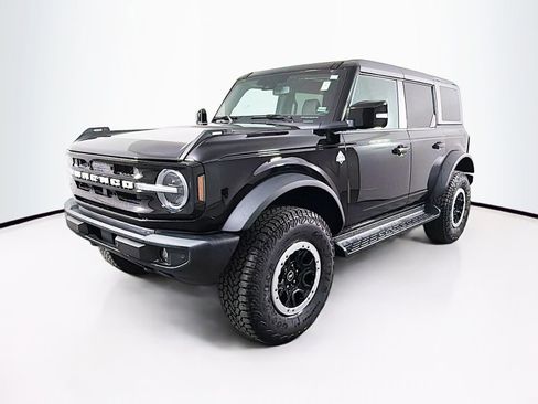 Used 2025 Ford Bronco Outer Banks w/ Sasquatch Package AWD/4WD image 3