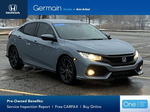 Used 2017 Honda Civic Sport image 1