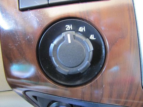 Used 2016 Ford F350 Lariat w/ Lariat Ultimate Package image 44