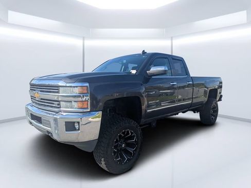 Used 2015 Chevrolet Silverado 2500 LTZ w/ LTZ Plus Package AWD/4WD image 7
