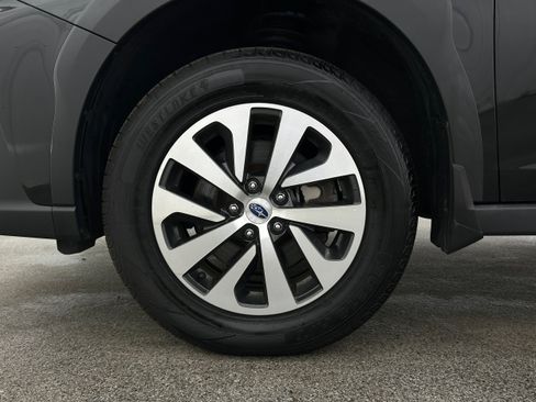 Used 2023 Subaru Outback Premium AWD/4WD image 38