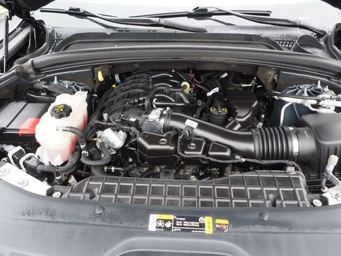 Used 2024 Jeep Grand Cherokee L Limited w/ Luxury Tech Group II image 11