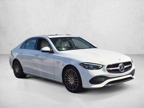 Used 2024 Mercedes-Benz C 300 4MATIC Sedan image 3
