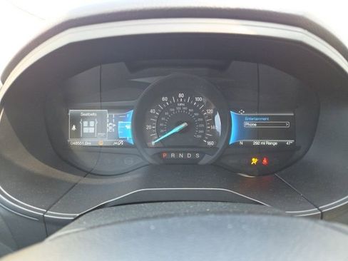 Used 2024 Ford Edge SEL image 19