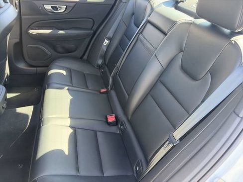 Used 2024 Volvo S60 B5 Core AWD/4WD image 19
