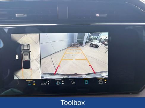 Used 2022 GMC Sierra 1500 AT4 w/ AT4 Premium Package image 24