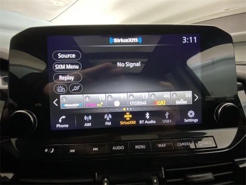 Used 2022 Nissan Pathfinder Platinum w/ Cargo Package image 16