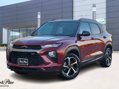 Used 2023 Chevrolet TrailBlazer RS w/ Convenience Package image 1