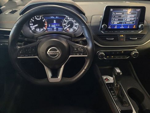 Used 2022 Nissan Altima 2.5 SR image 22