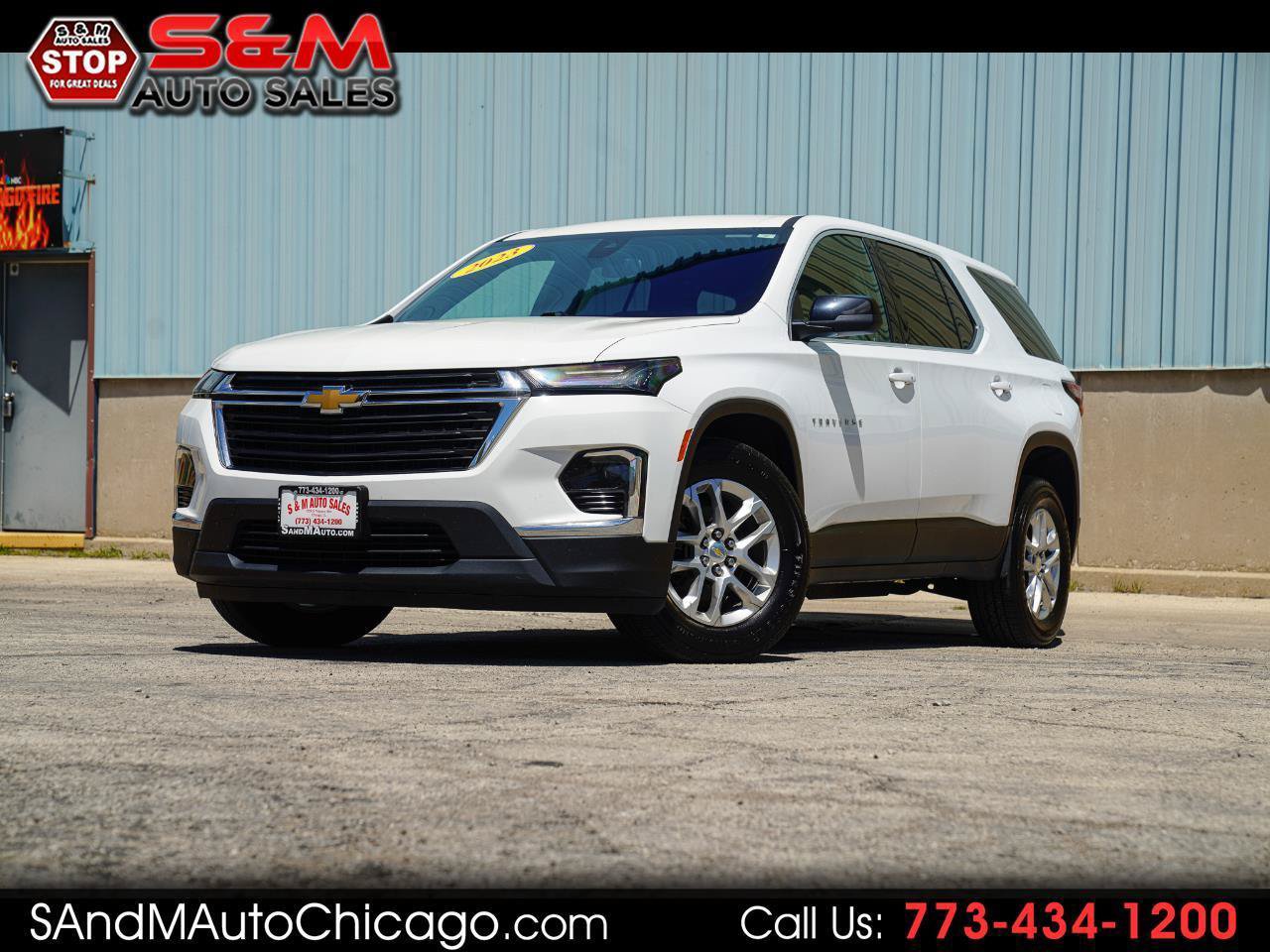 Used 2023 Chevrolet Traverse LS AWD/4WD image 1