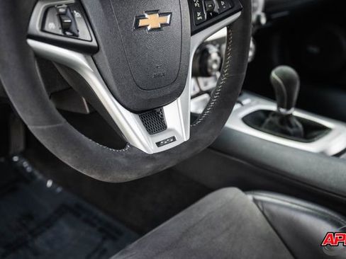Used 2014 Chevrolet Camaro SS w/ SS Performance Package image 23