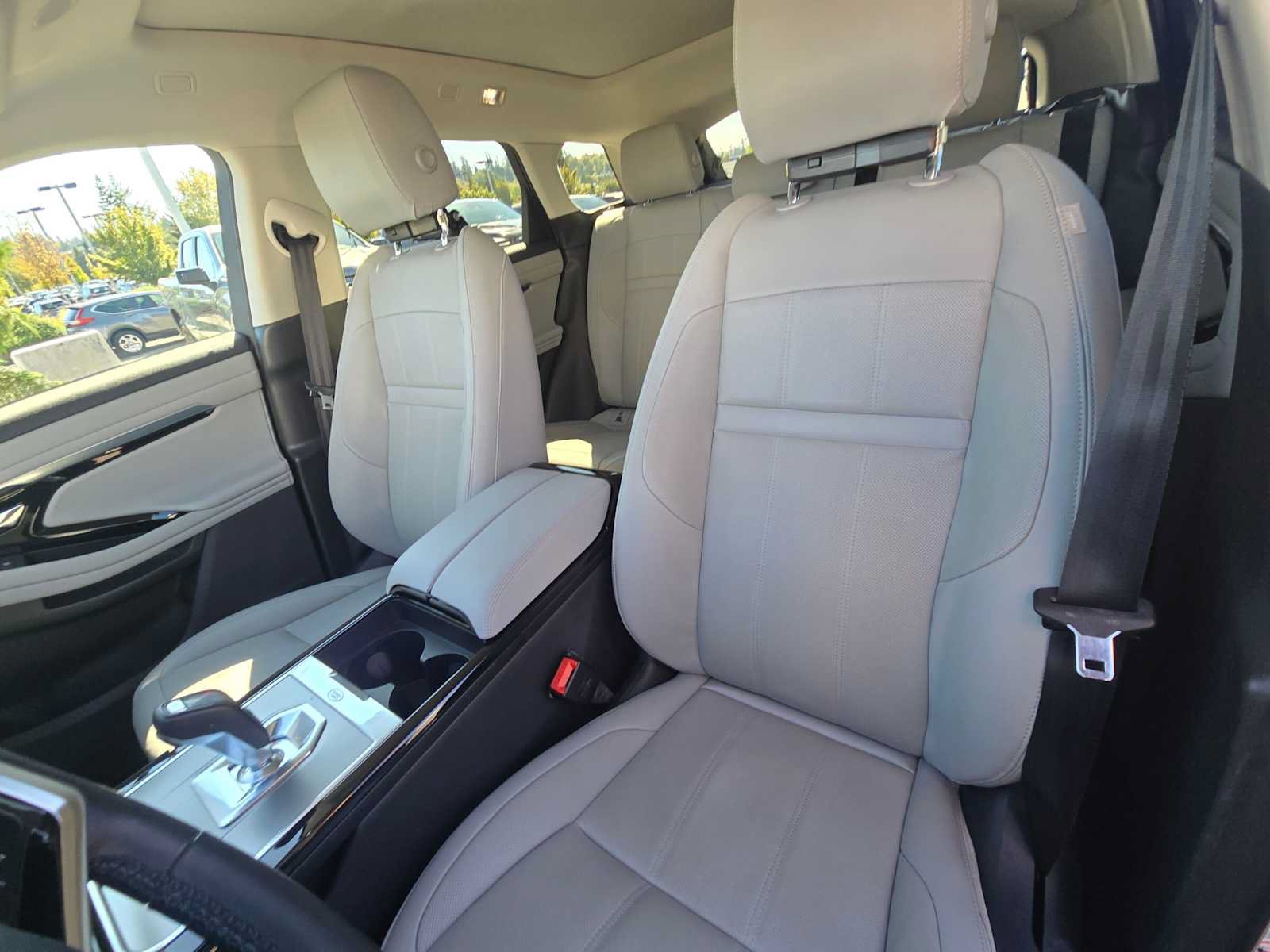 Used 2023 Land Rover Range Rover Evoque S AWD/4WD image 22