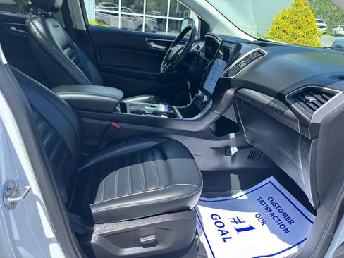 Used 2023 Ford Edge SEL w/ Convenience Package AWD/4WD image 16