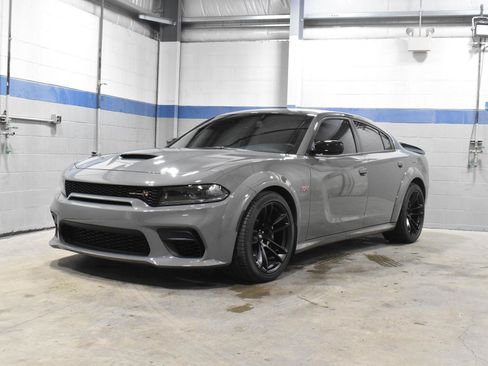 Used 2023 Dodge Charger Scat Pack RWD image 2