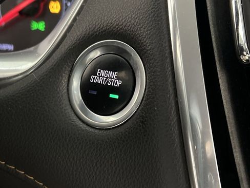 Used 2020 Chevrolet Traverse LS image 28