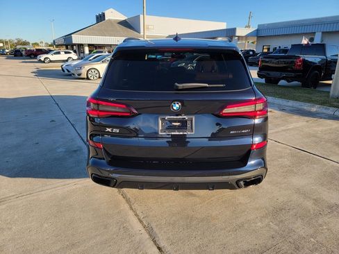 Used 2022 BMW X5 sDrive40i w/ M Sport Package image 3