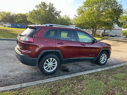 Used 2020 Jeep Cherokee Latitude image 5