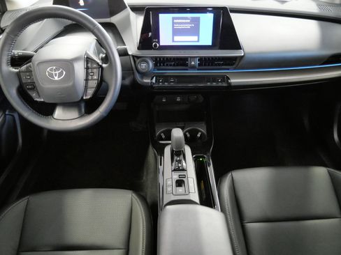 Used 2024 Toyota Prius XLE image 10