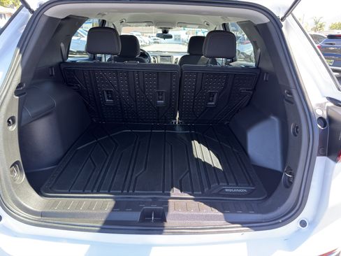 Used 2024 Chevrolet Equinox LS w/ LPO, Floor Liner Package FWD image 15