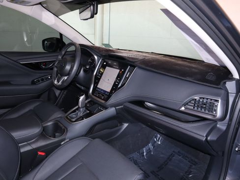 Used 2025 Subaru Outback Limited image 39