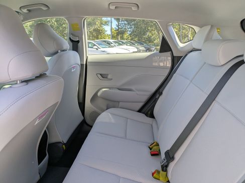 New 2026 Hyundai Kona SE image 13
