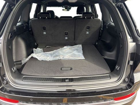 New 2026 Jeep Grand Cherokee Altitude AWD/4WD image 11