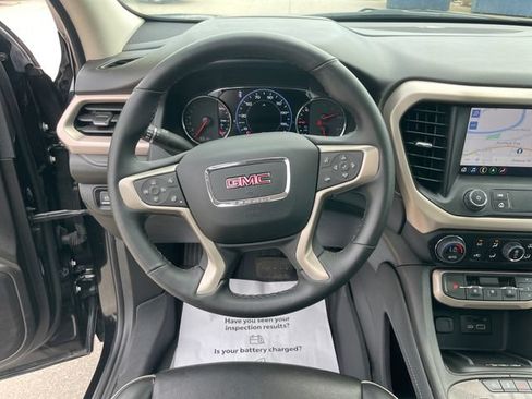 Used 2023 GMC Acadia Denali w/ Denali Technology Package AWD/4WD image 24