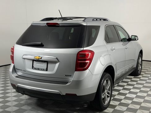 Used 2017 Chevrolet Equinox Premier w/ Enhanced Convenience Package AWD/4WD image 4