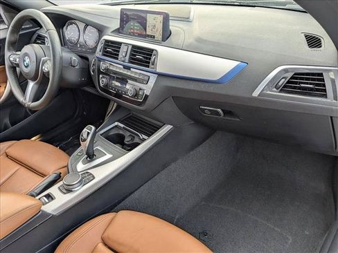 Used 2020 BMW 230i Convertible w/ M Sport Package RWD image 19