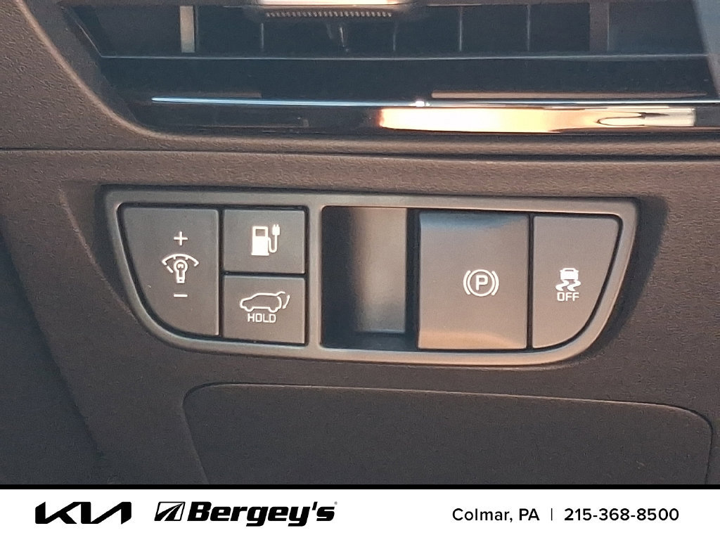 Certified 2025 Kia EV6 Wind AWD/4WD image 26