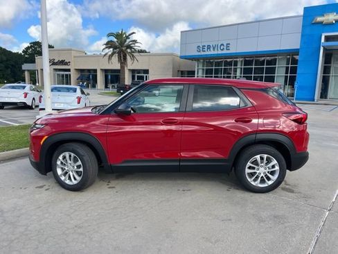 New 2026 Chevrolet TrailBlazer LS w/ LS Convenience Package FWD image 3