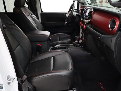 Used 2022 Jeep Gladiator Rubicon w/ Cold Weather Group image 29