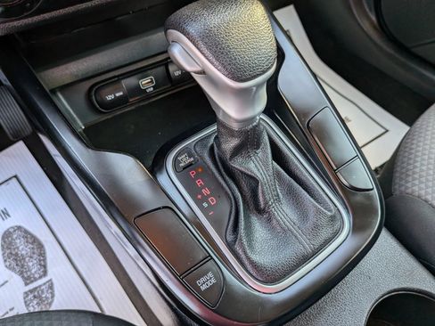 Used 2022 Kia Soul LX w/ Technology Package FWD image 49