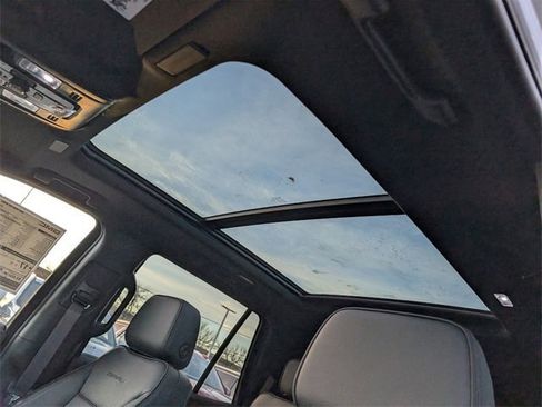 New 2026 GMC Yukon Denali w/ Sun & Power Step Package image 17