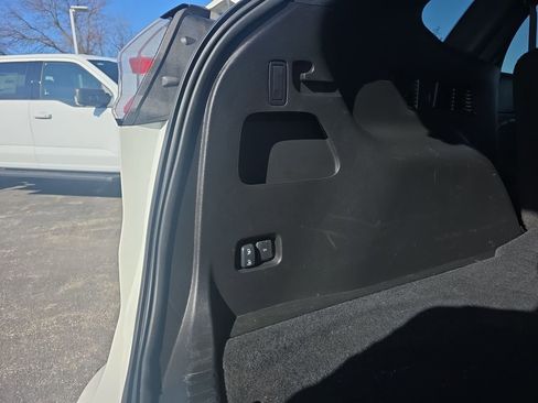 Certified 2024 Ford Edge ST-Line image 13