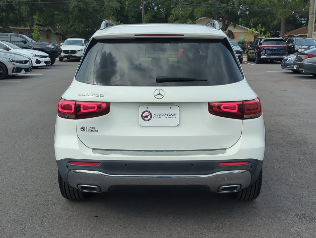 Used 2021 Mercedes-Benz GLB 250 image 6