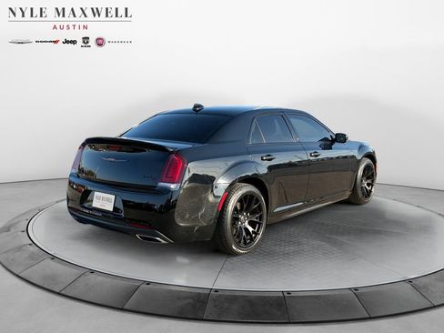 Used 2023 Chrysler 300 S w/ Comfort Group image 16