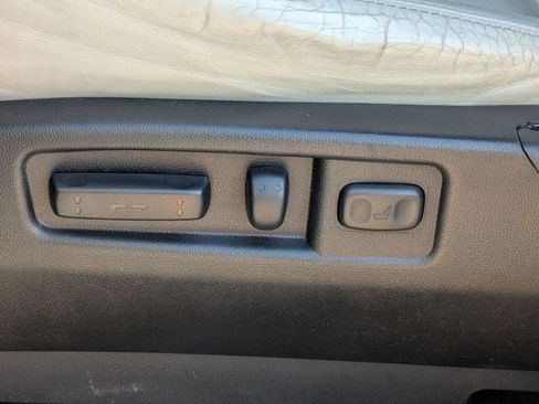 Used 2010 Acura MDX w/ Advance & Entertainment image 11