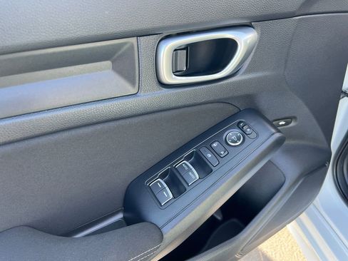 Used 2024 Honda Civic Sport image 13