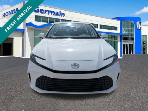 Used 2025 Toyota Camry LE FWD image 9