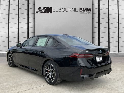 New 2026 BMW i5 eDrive40 w/ M Sport Package RWD image 6