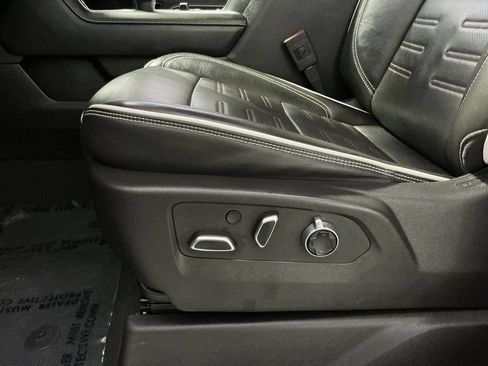 Used 2024 GMC Sierra 1500 AT4X AWD/4WD image 15