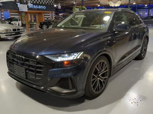 Used 2023 Audi Q8 Prestige AWD/4WD image 1
