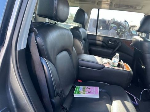 Used 2019 INFINITI QX80 Luxe image 17