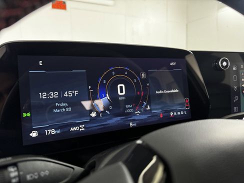 New 2026 Chevrolet Equinox RS w/ Safety and Technology Package image 31