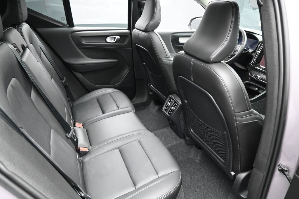 Used 2026 Volvo XC40 B5 Plus AWD/4WD image 26