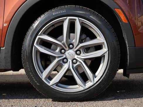 Used 2019 Cadillac XT4 Sport w/ Driver Awareness Package image 12